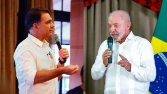 Senador Flávio Bolsonaro, presidente da República, Luiz Inácio Lula da Silva
