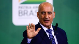 O ministro da Secretaria de Governo, Luiz Eduardo Ramos