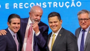 Hugo Motta, Lula, Alcolumbre e Padilha