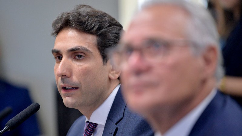 Comissão de Assuntos Econômicos (CAE), em audiência pública recebe Gabriel Galípolo, presidente do Banco Central