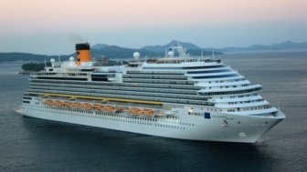Navio de cruzeiro contratado para a COP30, em Belém