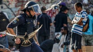Abordagem policial na Cracolândia