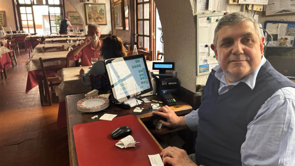 Antonello Fulvimari, dono do Al Passetto di Borgo, restaurante preferido do clero, em Roma